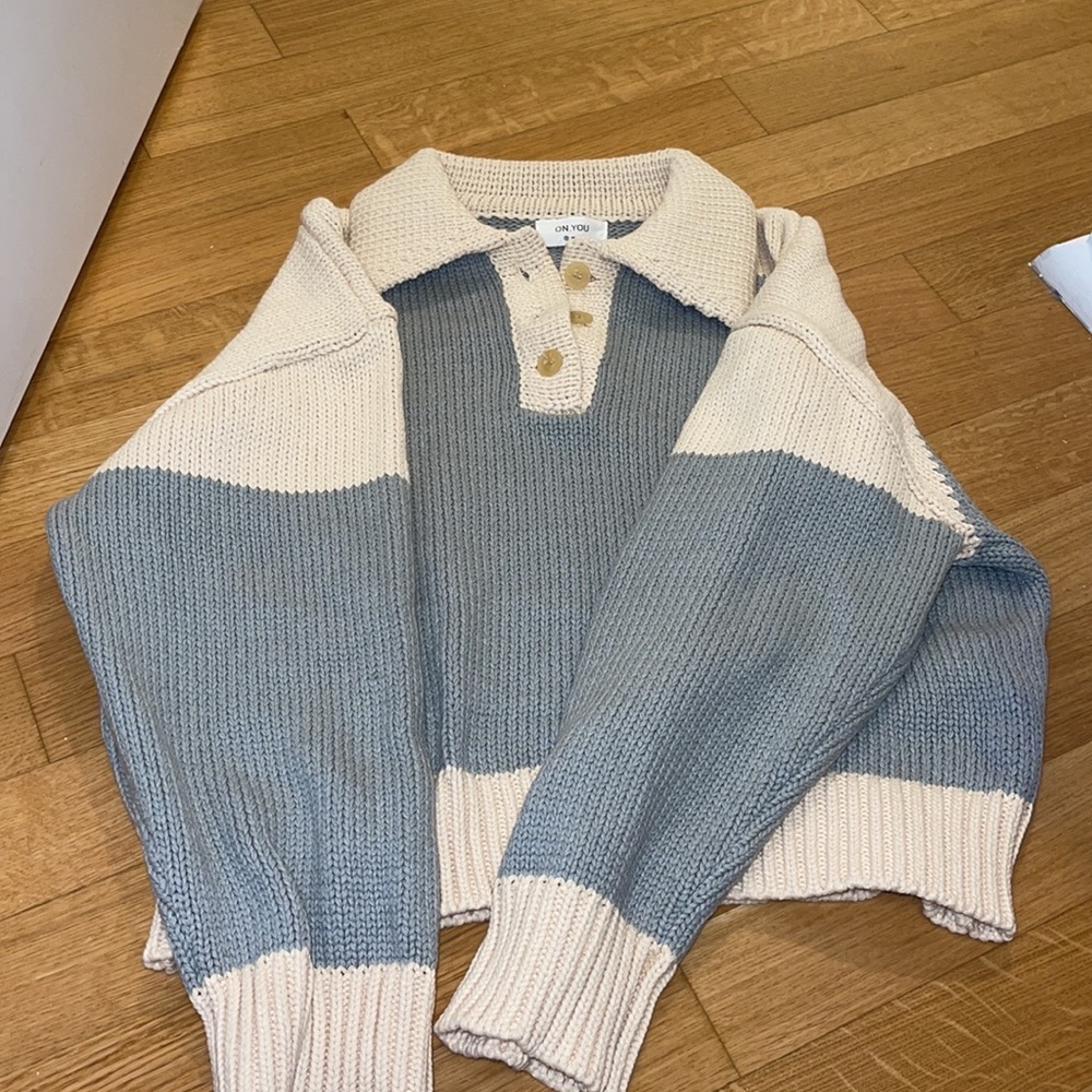 Nwt Ruby And Jenna Collared Color Block Sweater - image 2